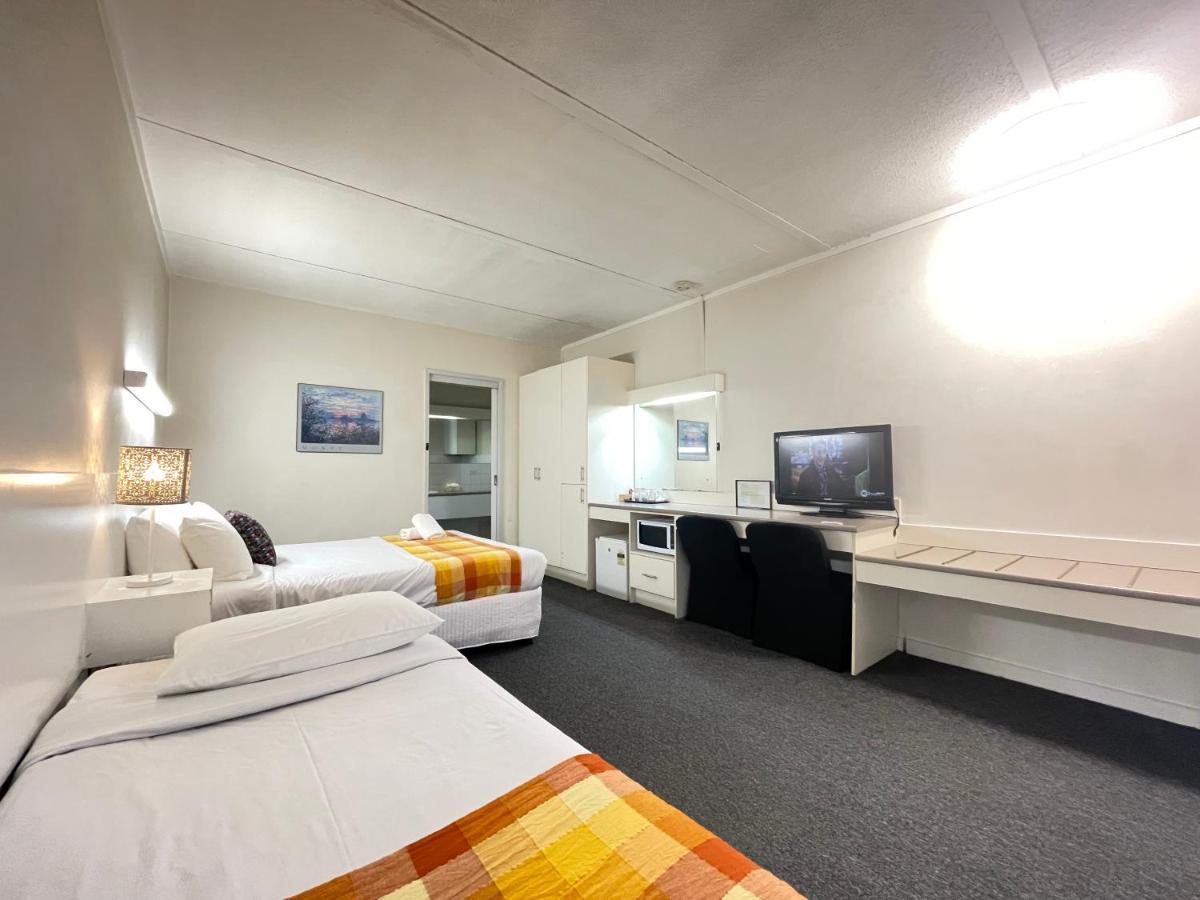 Parkside Inn Motel Melbourne Exterior photo